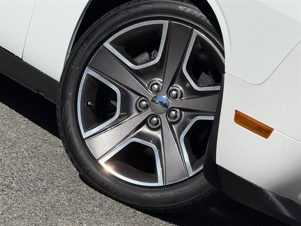 Used 2012 Dodge Challenger R/T RWD image 30