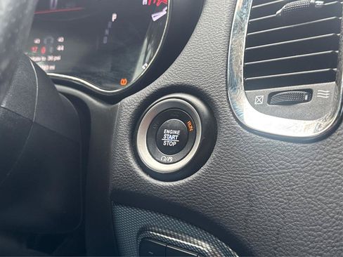 Used 2020 Dodge Durango GT RWD image 21