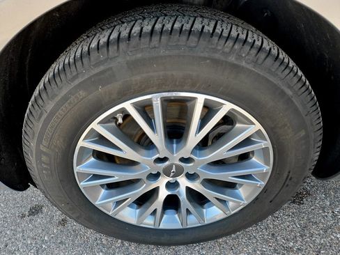 Used 2024 Genesis GV80 2.5T image 36