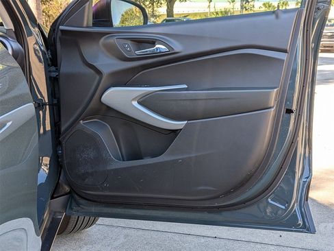 Used 2026 Chevrolet Trax LS w/ Driver Confidence Package image 19