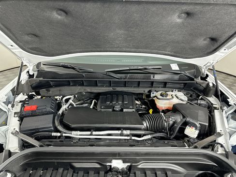 Used 2024 GMC Sierra 1500 Elevation image 31