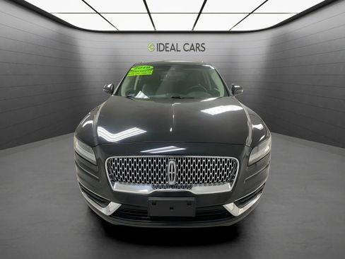 Used 2019 Lincoln Nautilus Select FWD image 2