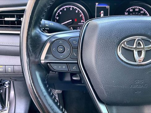 Used 2022 Toyota Camry SE FWD image 23