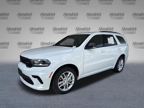 Used 2025 Dodge Durango GT AWD/4WD image 4