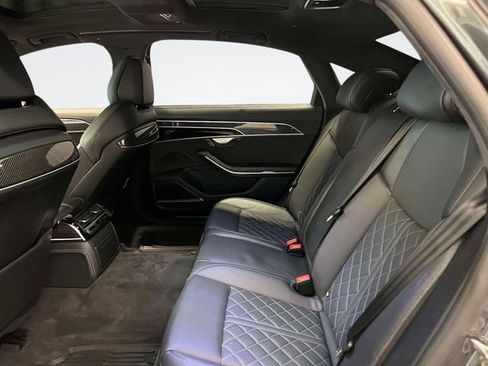 Used 2023 Audi S8 AWD/4WD image 12