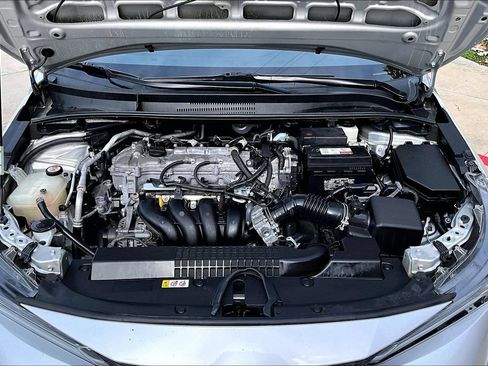 Used 2021 Toyota Corolla LE FWD image 13
