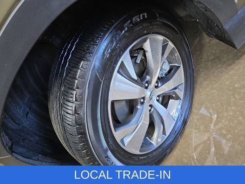 Used 2025 Subaru Ascent Premium w/ Premium Package AWD/4WD image 33