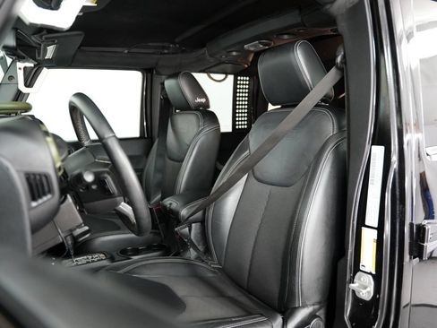 Used 2016 Jeep Wrangler Unlimited Sport AWD/4WD image 40