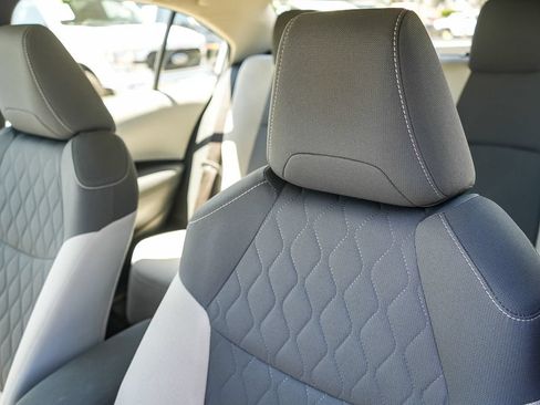 Used 2022 Toyota Corolla LE w/ Carpet Mat Package (TMS) FWD image 23