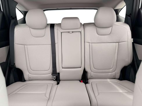 New 2026 Hyundai Tucson Limited FWD image 16