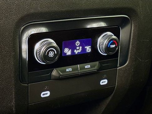 Certified 2023 GMC Yukon SLE w/ Gmc Pro Safety Plus Package image 26