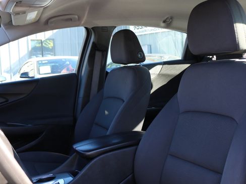 Used 2022 Chevrolet Malibu LT image 13