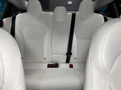 Used 2025 Tesla Model 3 Long Range image 24