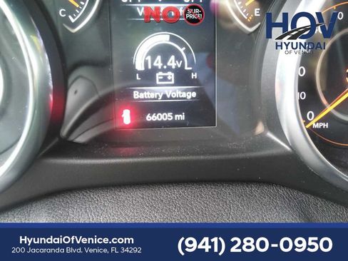 Used 2018 Jeep Wrangler Sport AWD/4WD image 6