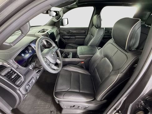 Used 2024 RAM 1500 Limited AWD/4WD image 19