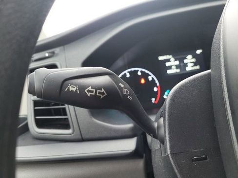 Used 2023 Ford Transit 350 XLT image 20