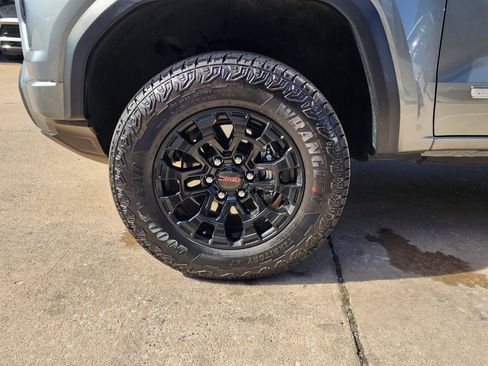 New 2026 GMC Canyon Elevation w/ Convenience Package image 52