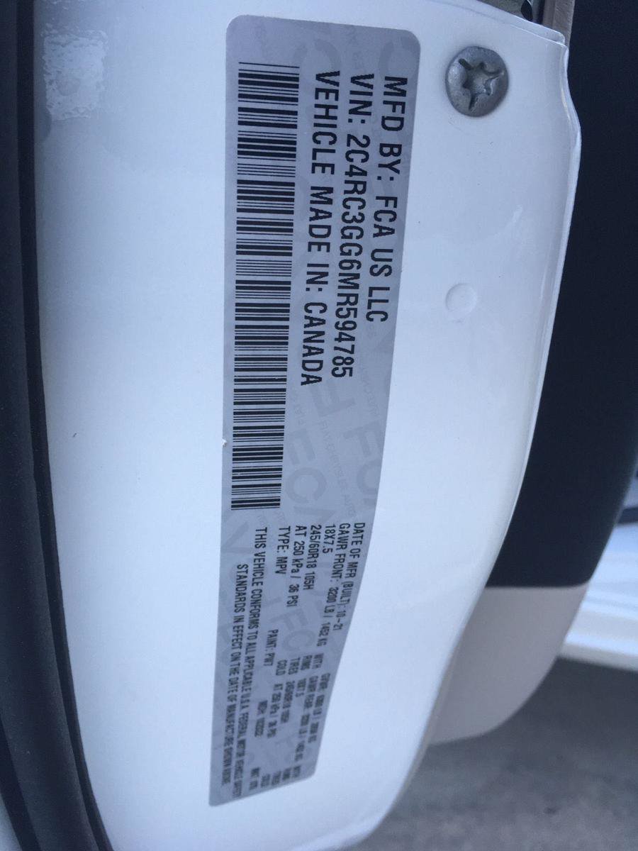Used 2021 Chrysler Pacifica Limited w/ Premium & Safety Sphere Group AWD/4WD image 13