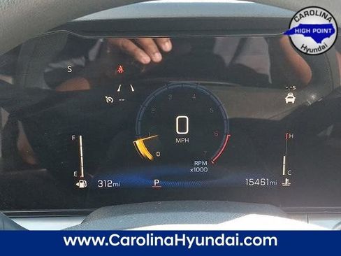 Used 2024 Chevrolet Trax LT image 19