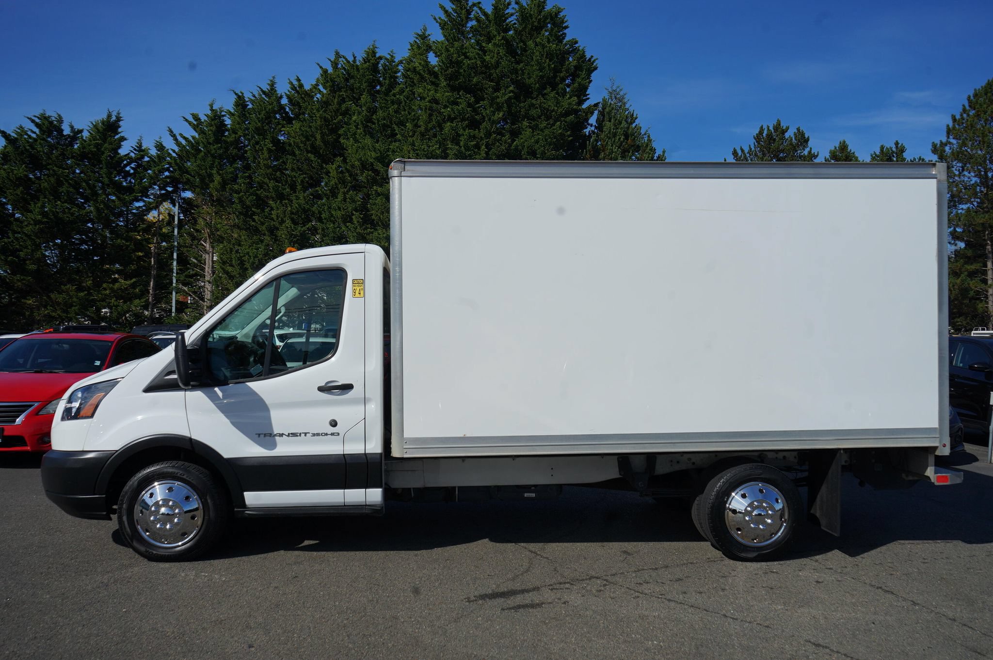 Used 2019 Ford Transit 350 156 DRW RWD image 2