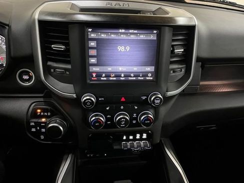 Used 2019 RAM 1500 Big Horn image 32