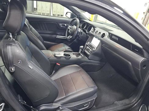 Used 2019 Ford Mustang Premium w/ Ecoboost Performance Package image 13