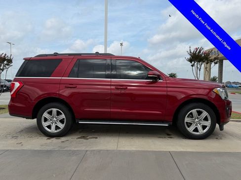 Used 2019 Ford Expedition XLT w/ Equipment Group 202A RWD image 21