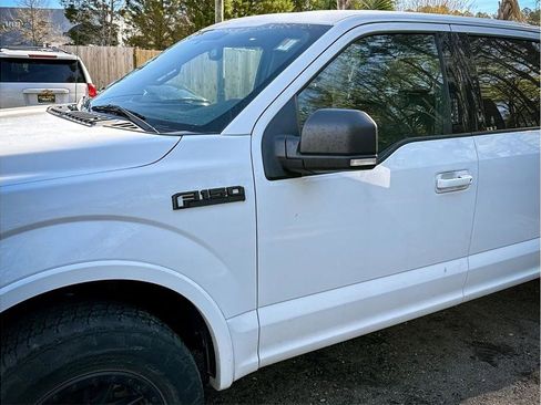 Used 2018 Ford F150 XLT w/ Equipment Group 302A Luxury AWD/4WD image 4