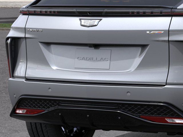New 2026 Cadillac Lyriq V w/ LPO, Floor Liner Package AWD/4WD image 14
