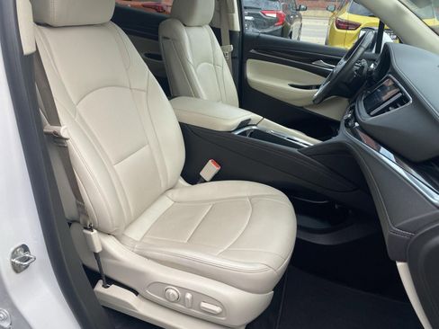 Certified 2023 Buick Enclave Essence AWD/4WD image 32