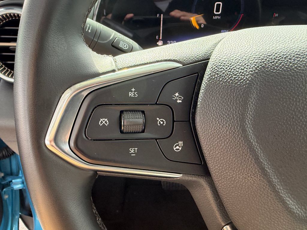 Used 2025 Chevrolet Trax ACTIV w/ Driver Confidence Package FWD image 24