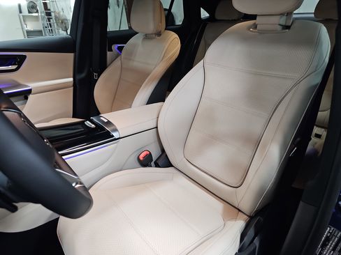 New 2026 Mercedes-Benz GLC 300 4MATIC image 16