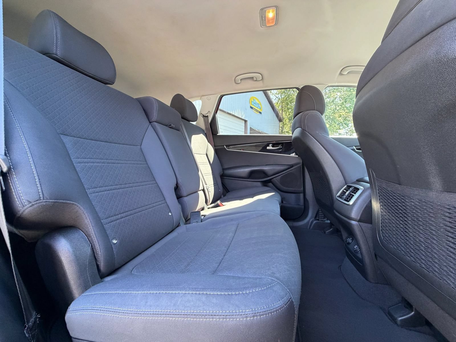 Used 2017 Kia Sorento FWD image 24