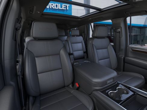New 2026 Chevrolet Tahoe High Country AWD/4WD image 16