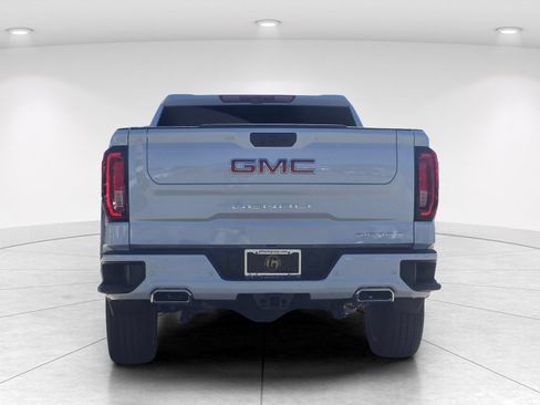 New 2026 GMC Sierra 1500 Denali w/ Denali Reserve Package AWD/4WD image 4
