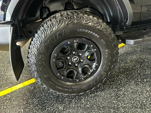 Used 2023 Ford Bronco Wildtrak AWD/4WD image 10