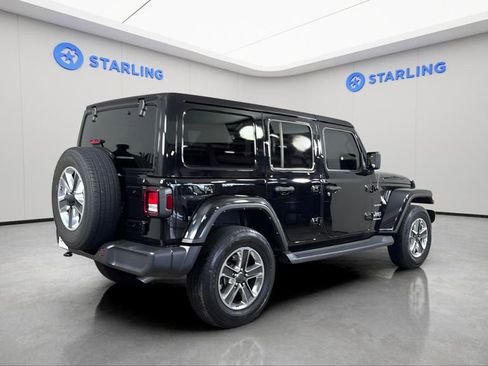Used 2023 Jeep Wrangler Sahara image 9