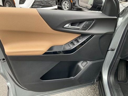 New 2026 Chevrolet Equinox ACTIV w/ Convenience Package III image 4