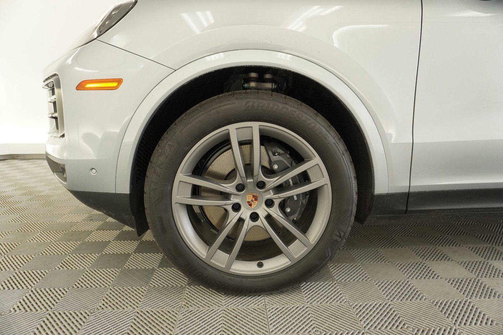 Used 2026 Porsche Cayenne Coupe AWD/4WD image 11
