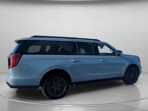 New 2026 Ford Expedition Max Platinum w/ Stealth Appearance Package AWD/4WD image 32