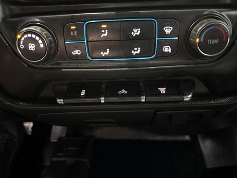 Used 2019 Chevrolet Silverado 2500 W/T image 19