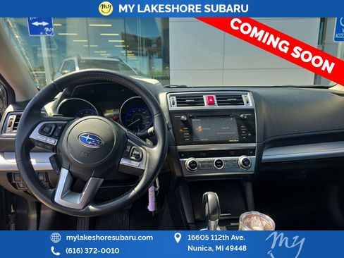 Used 2017 Subaru Outback 2.5i Premium AWD/4WD image 18