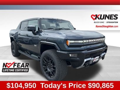 New 2025 GMC Hummer EV 2X w/ LPO, Dark Essentials Package