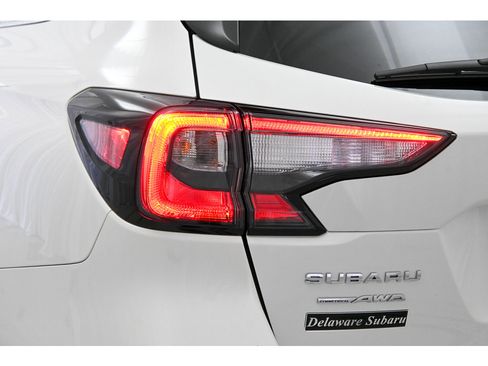 Used 2023 Subaru Outback Touring AWD/4WD image 25