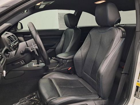 Used 2018 BMW M2 image 13