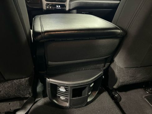 Used 2024 RAM 2500 Big Horn image 29