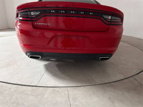 Used 2022 Dodge Charger SXT image 27