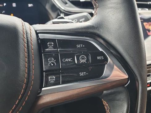 Used 2024 Jeep Grand Cherokee Summit w/ High Altitude Package image 27