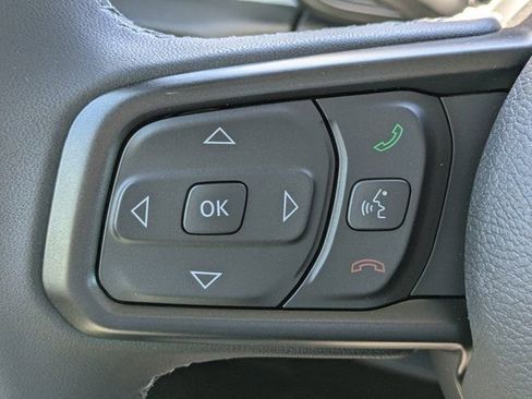 New 2025 Jeep Gladiator Sport image 21