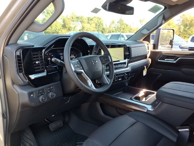 New 2026 Chevrolet Silverado 2500 LT w/ Trail Boss Package AWD/4WD image 9